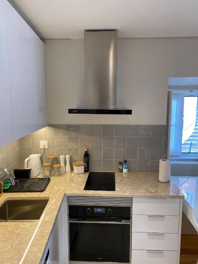 Discover Lisbons History - Stylish Apartment In Alfama Buitenkant foto