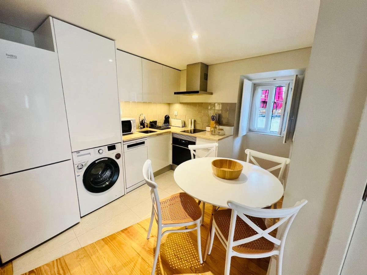 Discover Lisbons History - Stylish Apartment In Alfama Buitenkant foto